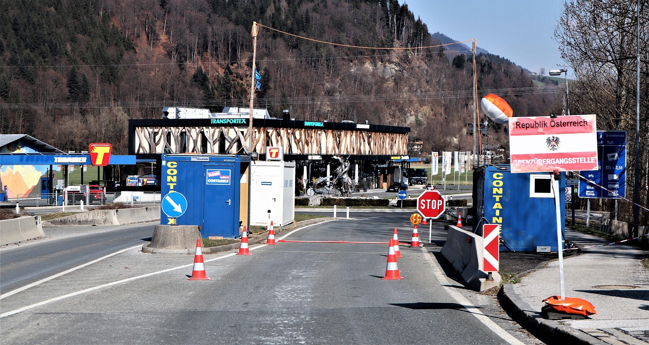 border, control, entry, border control, id, national border, id control, state border, corona, quarantine, austria, exit, health check, control body, crossing the border, cop, police, passport control, niederdorf, oberaudorf, tyrol, bavaria, germany, border control, border control, border control, border control, border control, state border