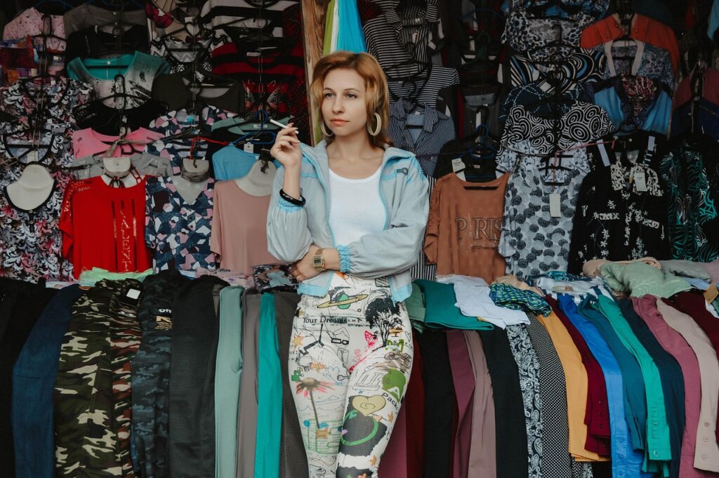 city market, market trade, saleswoman, flea market, consumer goods, chinese clothing, chinese goods, central market, swap meet, buyers, suppliers, market, retail trade, flea market, flea market, flea market, flea market, flea market, swap meet, swap meet