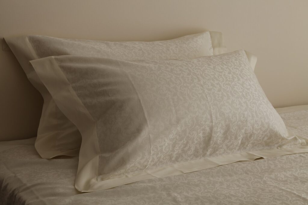 the bed, sheet, quality, the bedroom