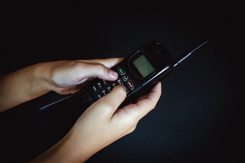 phone, vintage, communication, connection, device, retro, mobile phone, old phone, hands, close-up, 90, bell, incoming call, sms, phone, old phone, old phone, old phone, incoming call, incoming call, incoming call, incoming call, incoming call, sms, sms
